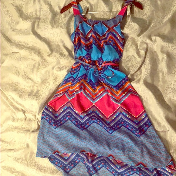 Girls dress - Picture 1 of 2